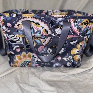 Vera Bradley Car tote / organizer - nwot
